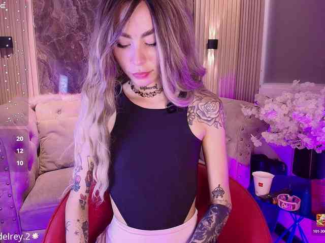 Model: Sabrinaa1