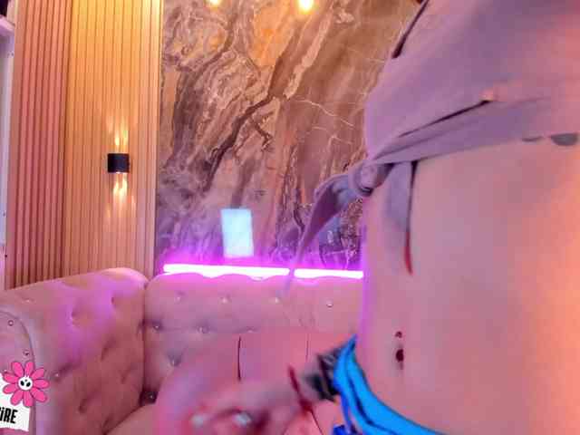 Sabrinaa1 webcam