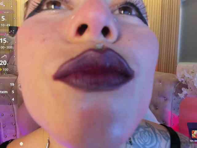 Sabrinaa1 webcam