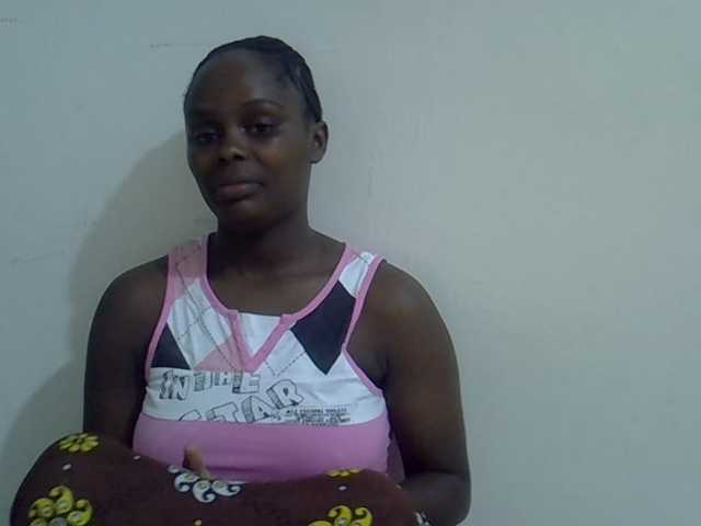 Sweet-diva live cam on BongaCams