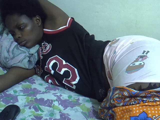 Sweet-diva live cam on BongaCams