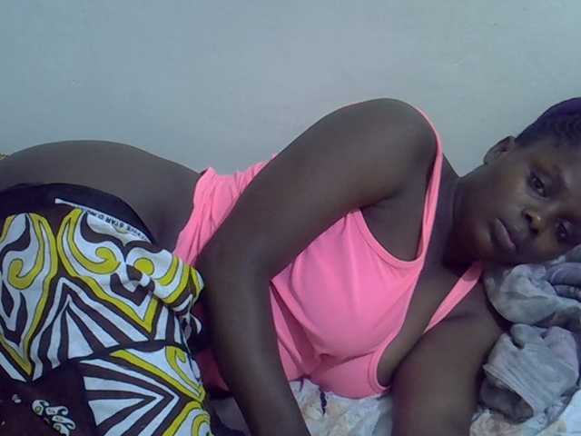 Sweet-diva live cam on BongaCams