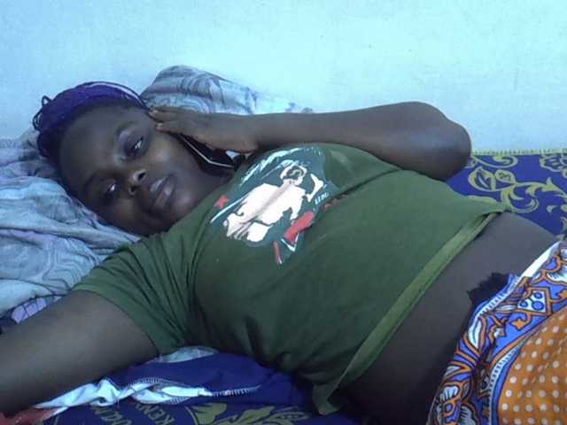 Sweet-diva live cam on BongaCams