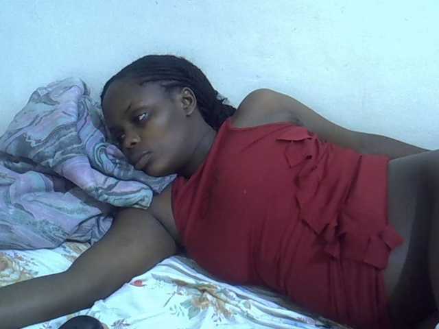 Sweet-diva live cam on BongaCams