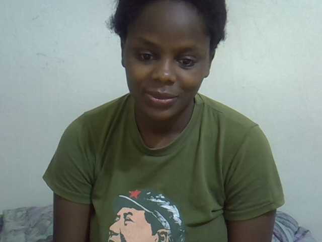 Sweet-diva live cam on BongaCams