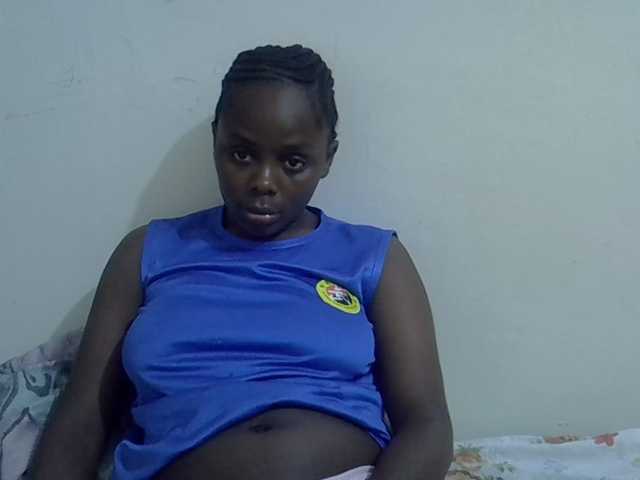 Sweet-diva live cam on BongaCams