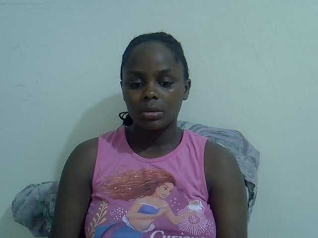 Sweet-diva live cam on BongaCams