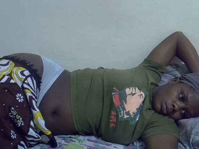 Sweet-diva live cam on BongaCams