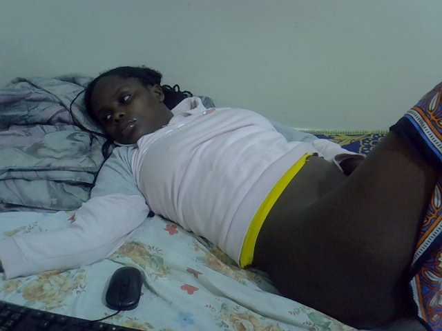 Sweet-diva live cam on BongaCams