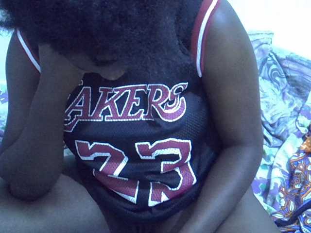 Sweet-diva live cam on BongaCams