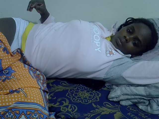 Sweet-diva live cam on BongaCams