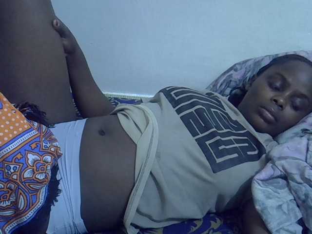 Sweet-diva live cam on BongaCams