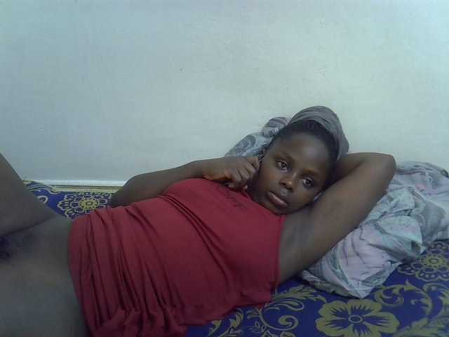 Sweet-diva live cam on BongaCams