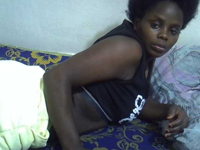 Sweet-diva live cam on BongaCams