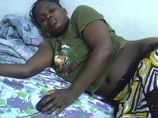 Sweet-diva live cam on BongaCams
