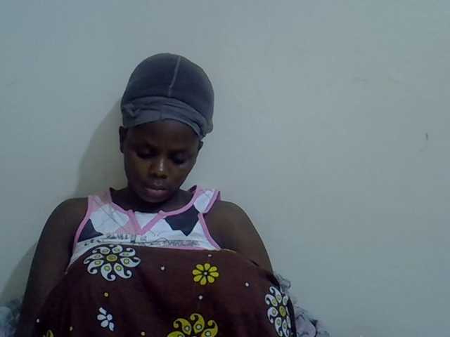 Sweet-diva live cam on BongaCams