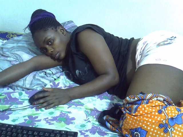 Sweet-diva live cam on BongaCams