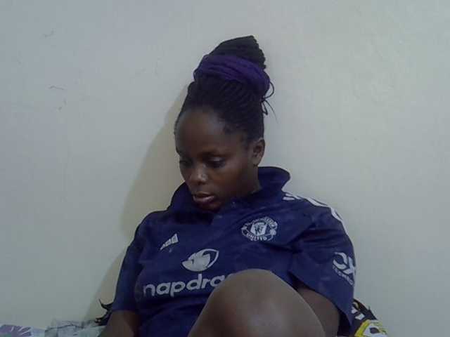 Sweet-diva live cam on BongaCams
