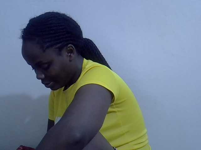 Sweet-diva live cam on BongaCams