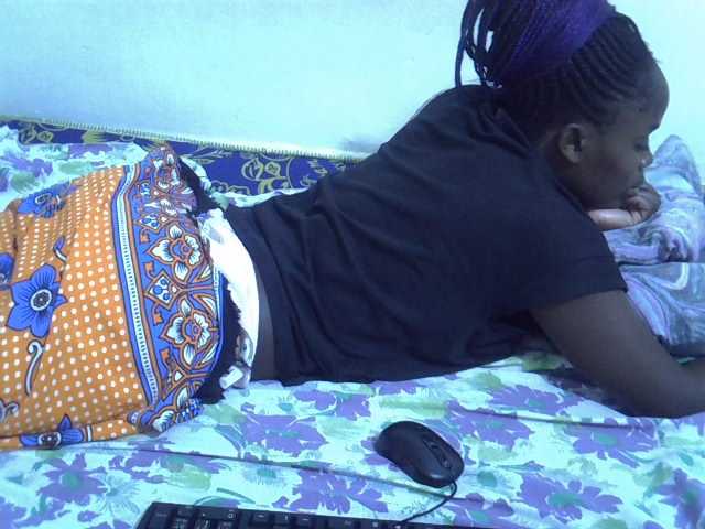 Sweet-diva live cam on BongaCams
