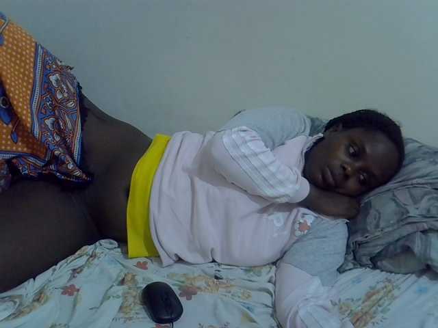 Sweet-diva live cam on BongaCams