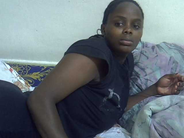 Sweet-diva live cam on BongaCams