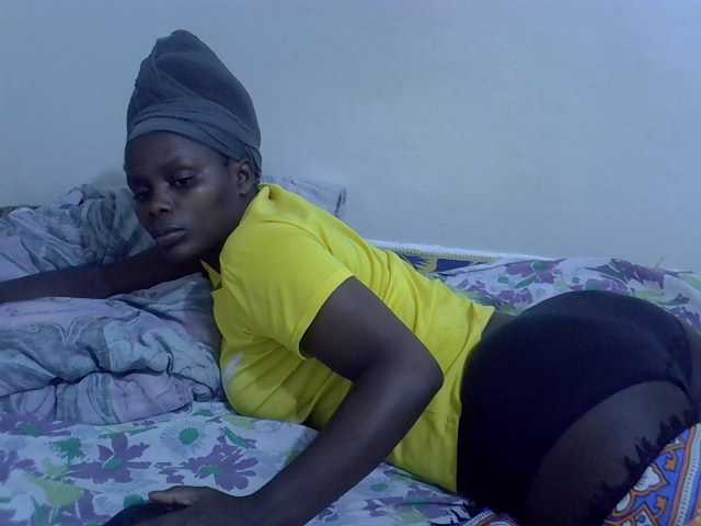 Sweet-diva live cam on BongaCams