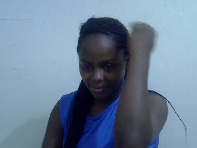 Sweet-diva live cam on BongaCams