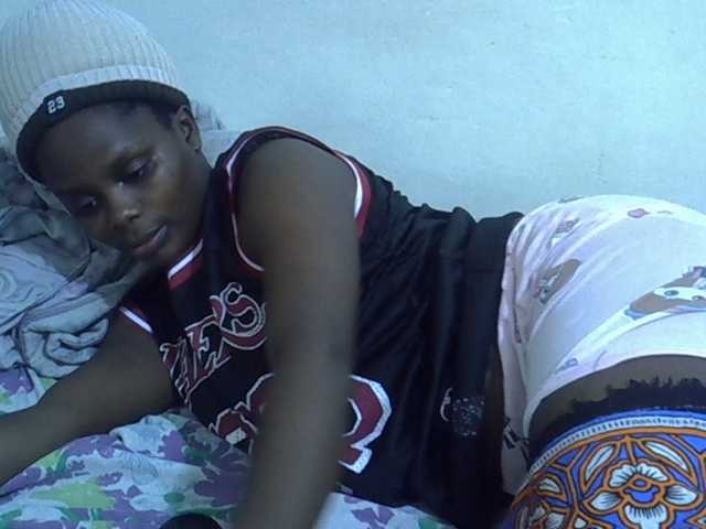 Sweet-diva live cam on BongaCams
