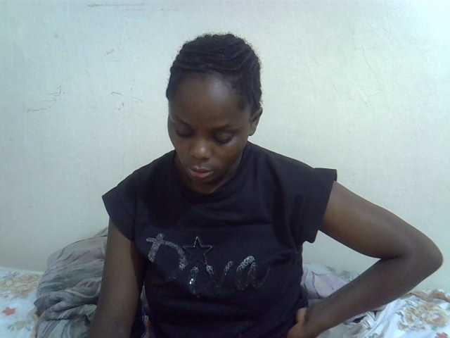 Sweet-diva live cam on BongaCams