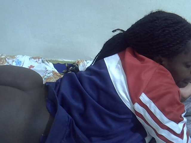 Sweet-diva live cam on BongaCams