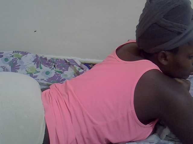 Sweet-diva live cam preview