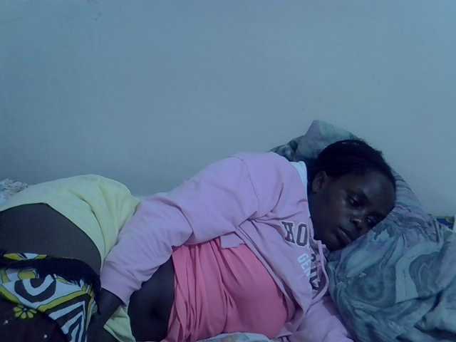 Sweet-diva live cam on BongaCams