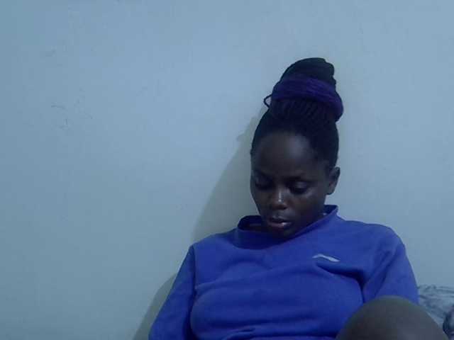 Sweet-diva live cam on BongaCams