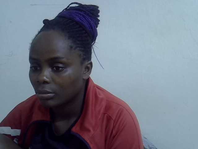 Sweet-diva live cam on BongaCams