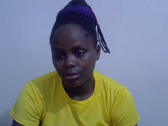 Sweet-diva live cam on BongaCams