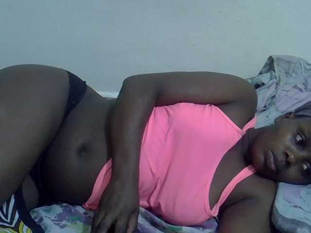 Sweet-diva live cam on BongaCams