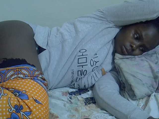 Sweet-diva live cam on BongaCams