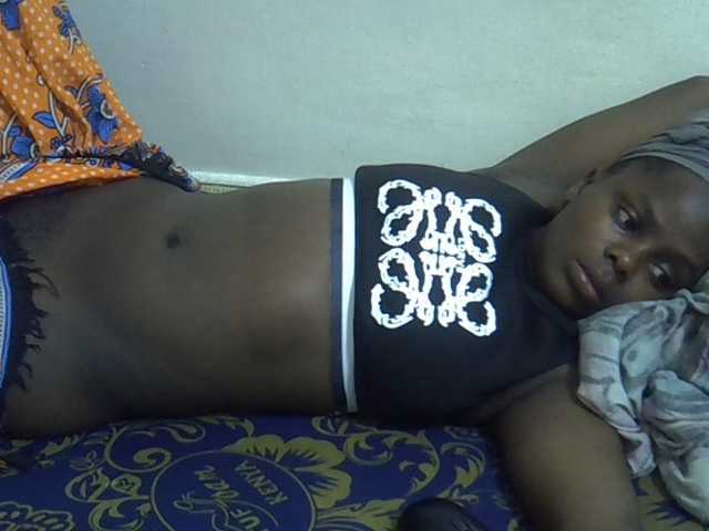 Sweet-diva live cam on BongaCams