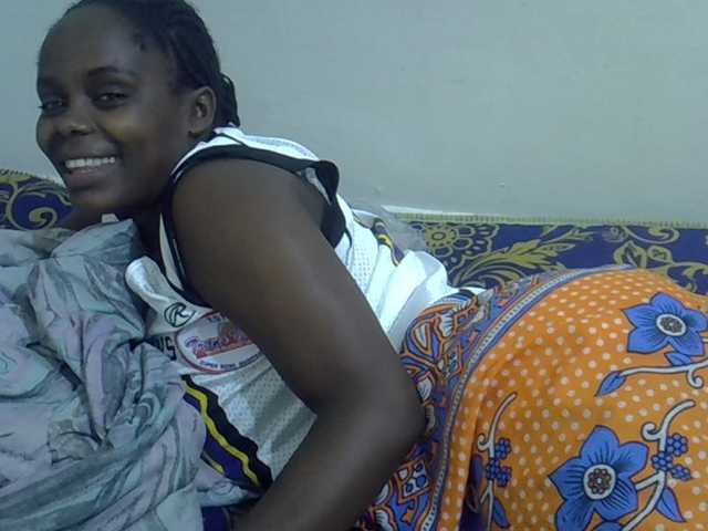 Sweet-diva live cam on BongaCams