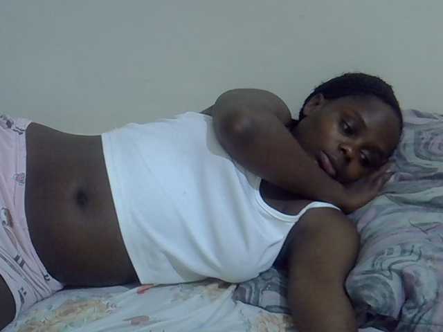 Sweet-diva live cam on BongaCams