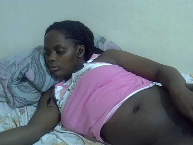 Sweet-diva live cam on BongaCams