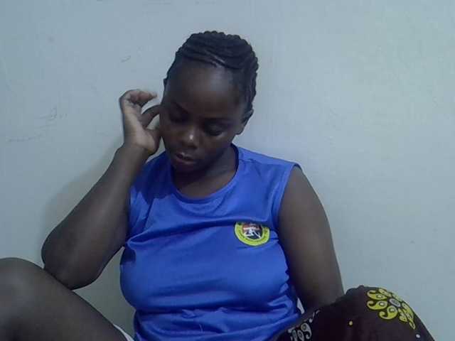 Sweet-diva live cam on BongaCams