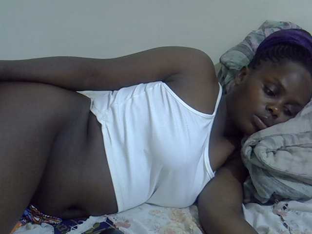 Sweet-diva live cam on BongaCams