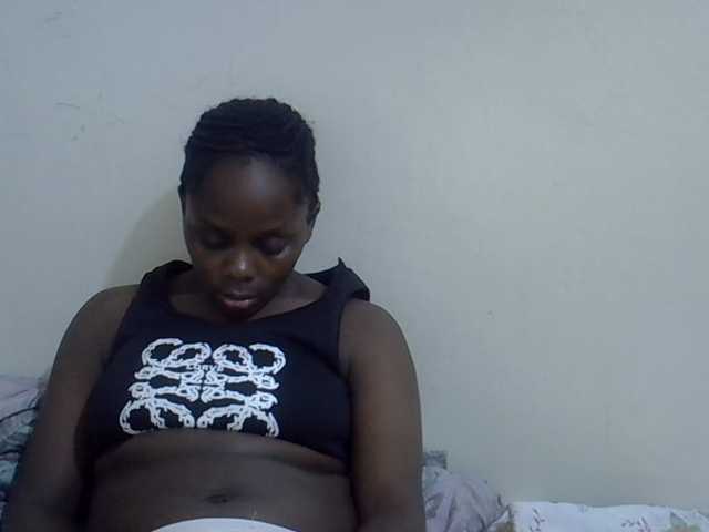 Sweet-diva live cam on BongaCams