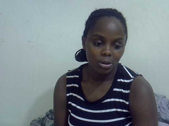 Sweet-diva live cam on BongaCams