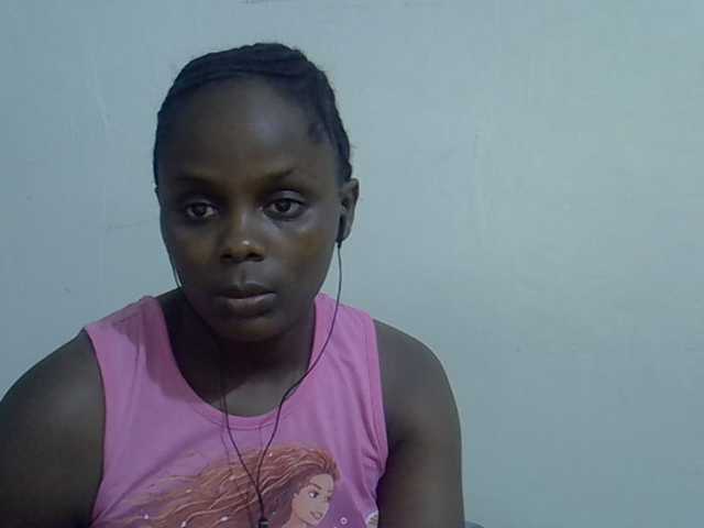 Sweet-diva live cam on BongaCams