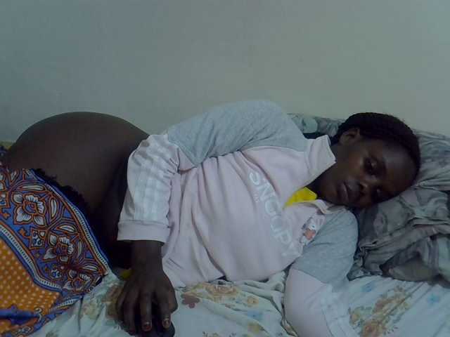 Sweet-diva live cam on BongaCams