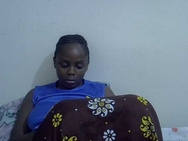 Sweet-diva live cam on BongaCams