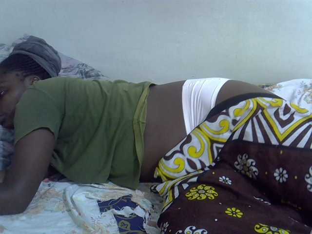 Sweet-diva live cam on BongaCams